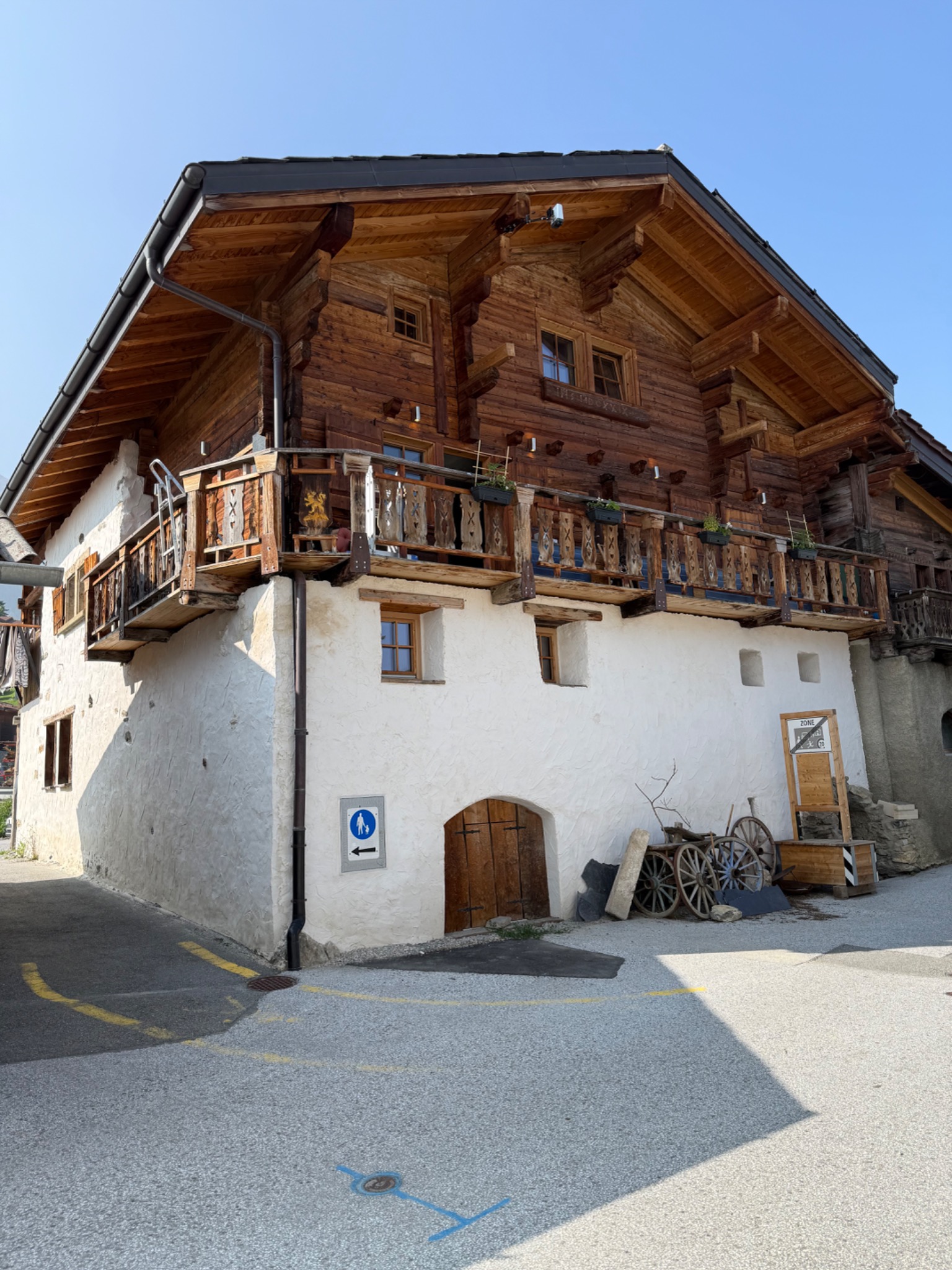 South side of La Chujale house, daytime view in Arbaz